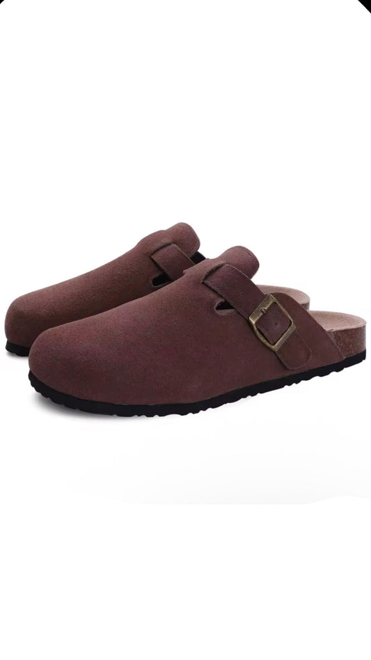 Mahogany Stroll Clogs